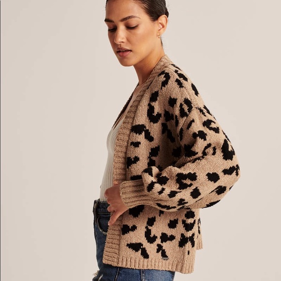 Leopard Puff Sleeve Cardigan 